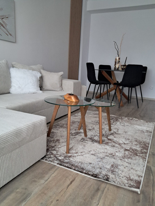 Apartament cu 2 camere Finisat Nou , zona Urușagului 
