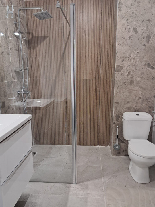 Apartament cu 2 camere Finisat Nou , zona Urușagului 