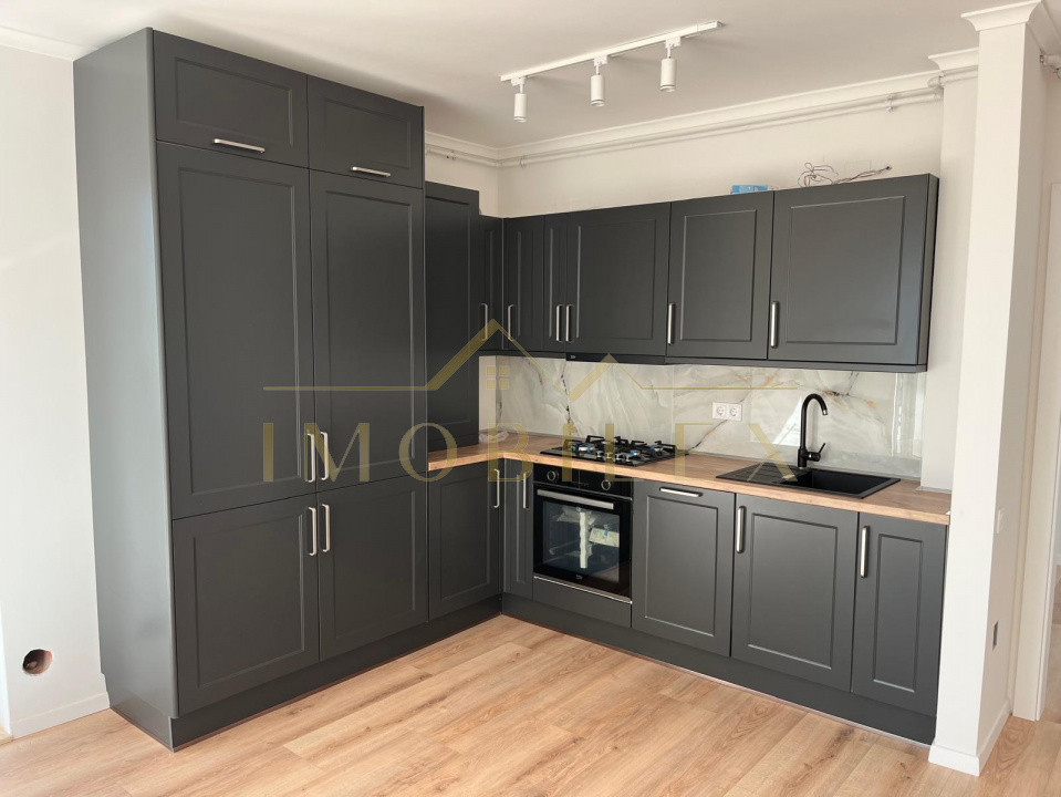 Apartament 3 camere , FINISAT NOU, bloc nou, Eroilor