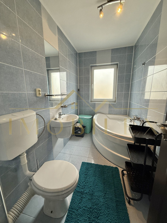 Apartament 2 camere de inchiriat, mobilat, parcare, zona Florilor