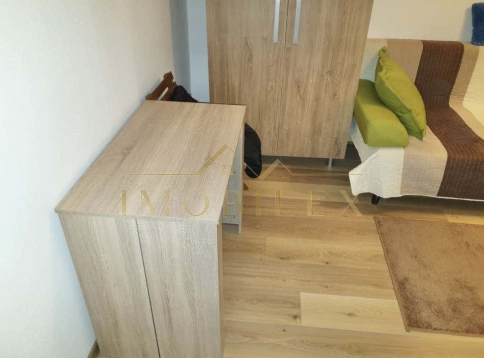 Garsoniera mobilată, utilată, balcon, zona Marasti