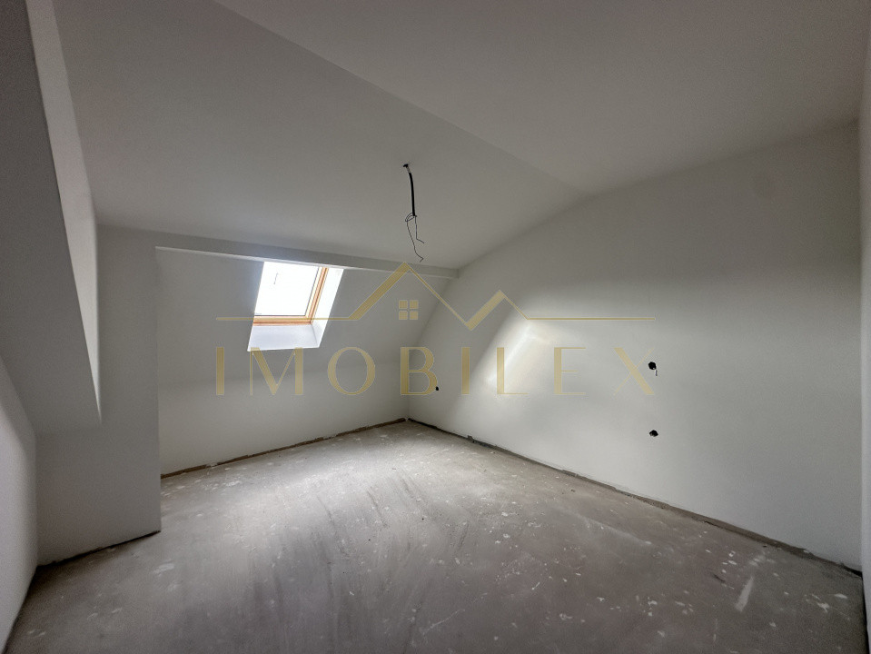 Apartament 4 camere, terasa, bloc nou,  zona Cetatii 