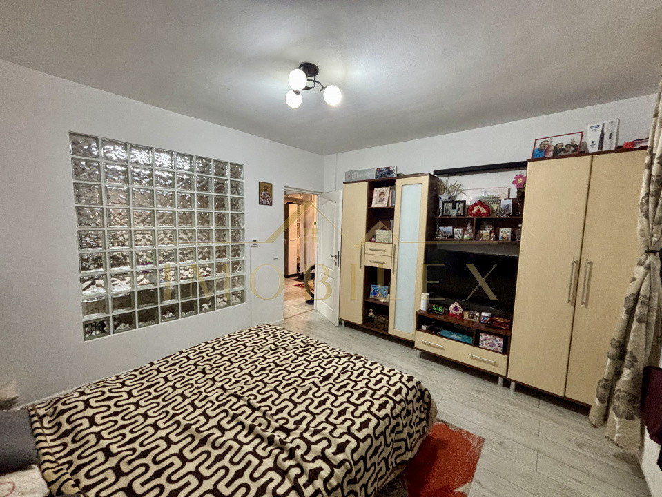 Apartament 3 camere, zona Porii