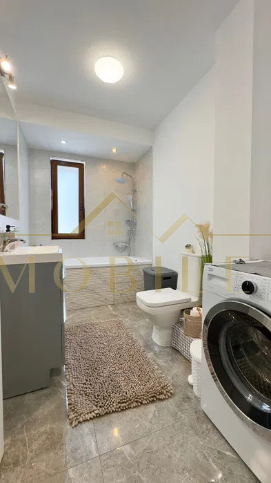 Apartament spatios cu finisaje moderne, zona Sub Cetate 