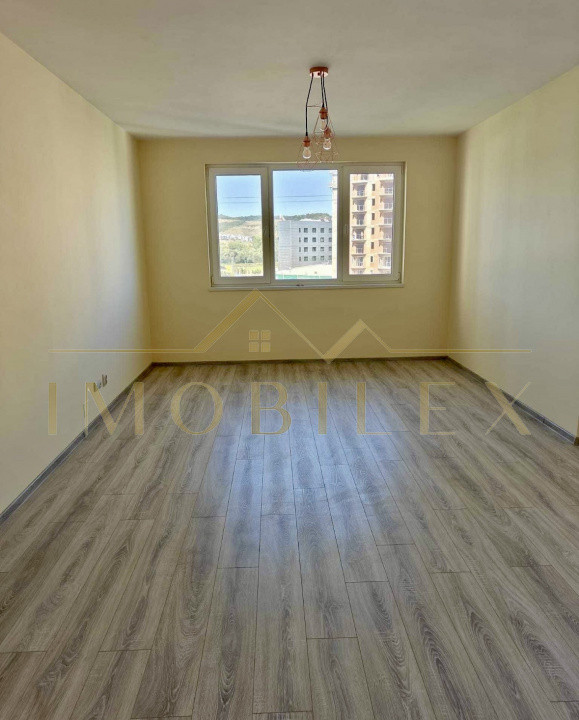 Apartament 3 camere, 86 mp, zona Vivo/Bmw 