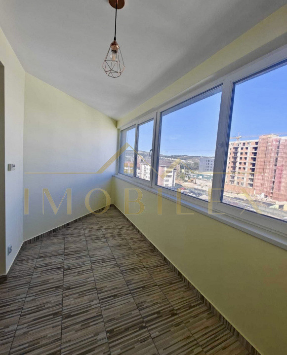 Apartament 3 camere, 86 mp, zona Vivo/Bmw 