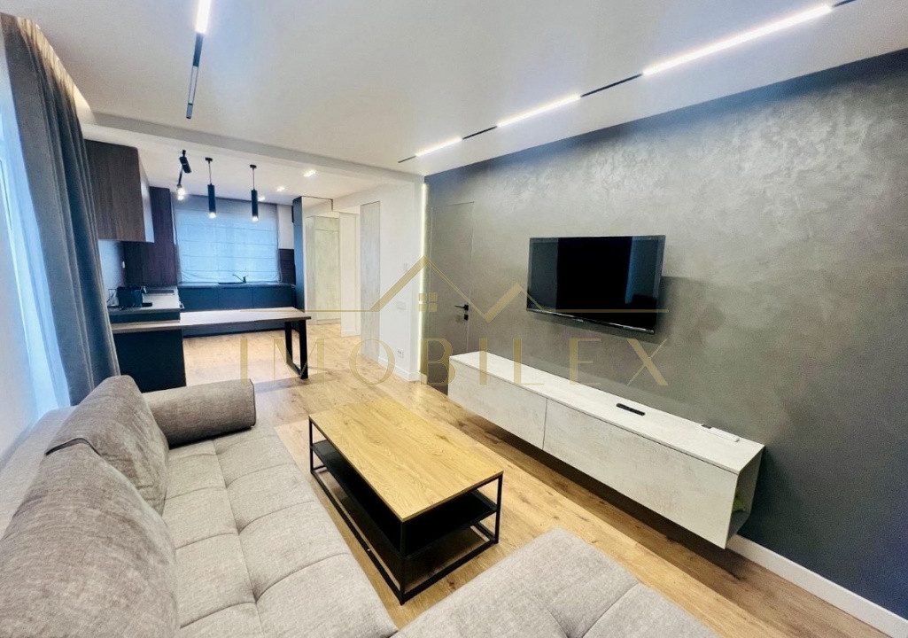 Apartament 2 camere, LUX, gradina 48 mp, zona SubCetate