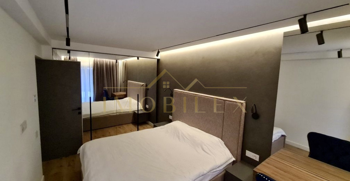 Apartament 2 camere, LUX, gradina 48 mp, zona SubCetate