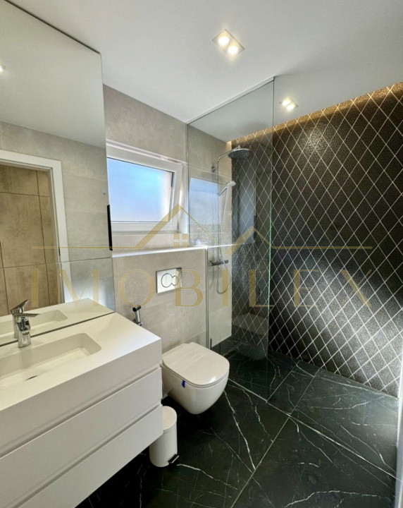 Apartament 2 camere, LUX, gradina 48 mp, zona SubCetate