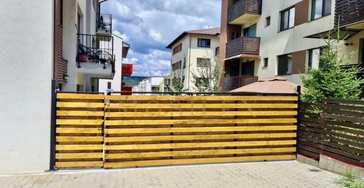 Apartament 2 camere, LUX, gradina 48 mp, zona SubCetate