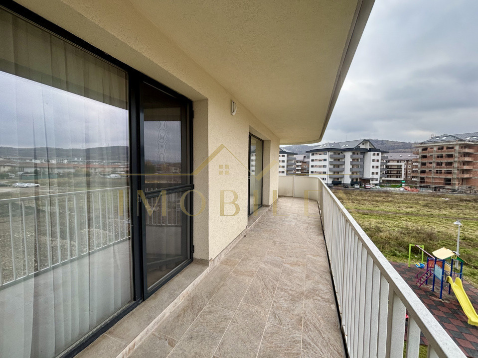 Apartament 2 camere LUX, de inchiriat, terasa 30 mp zona Eroilor