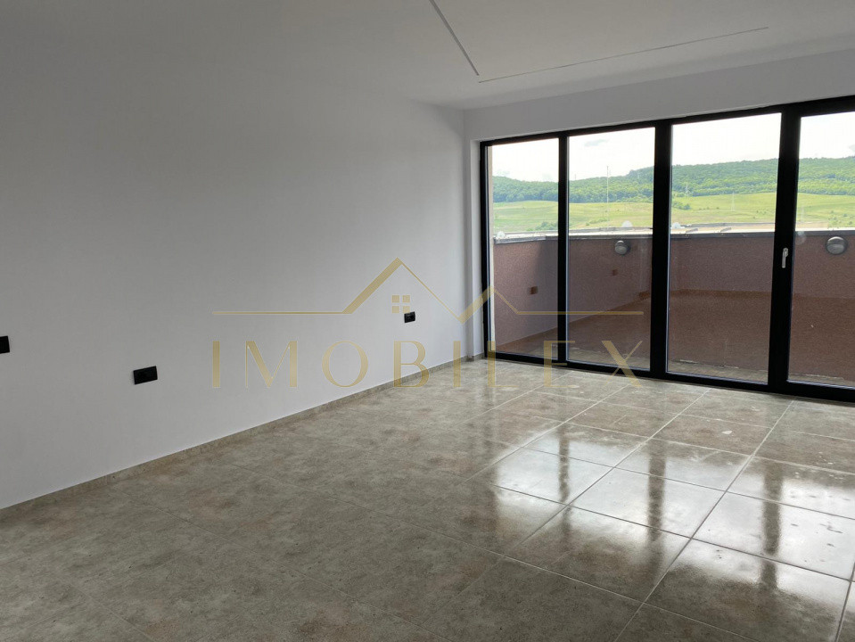 Penthouse FINISAT NOU, 200 mp, terasă 400 mp, view superb, zona Baciu