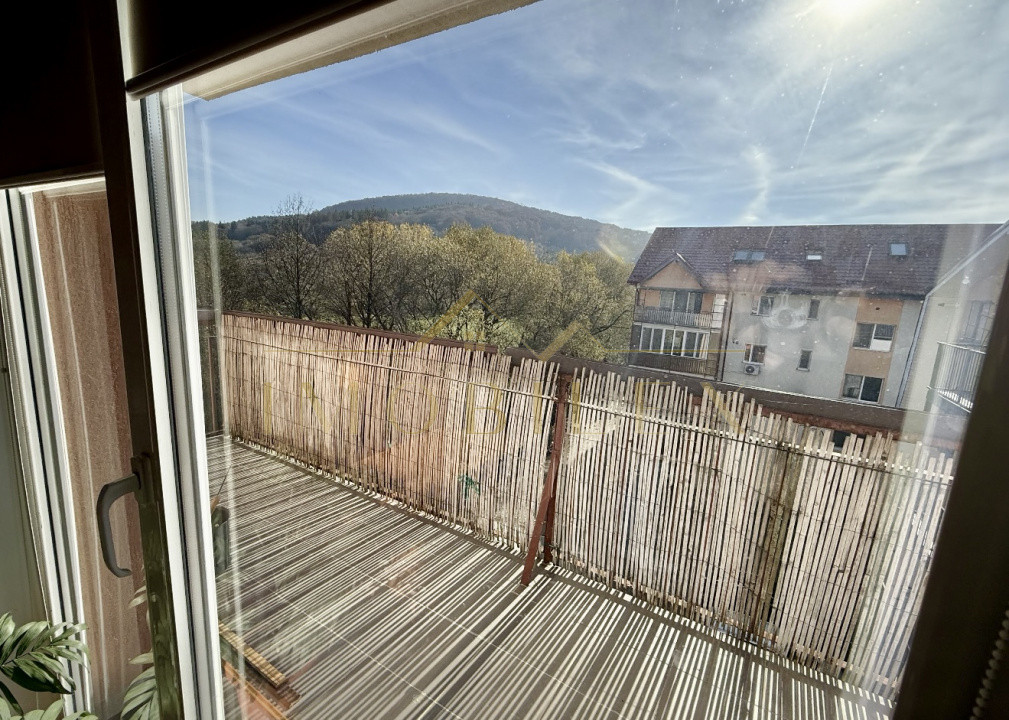 Apartament spațios 2 camere decomandate, zona Manastur/Roata