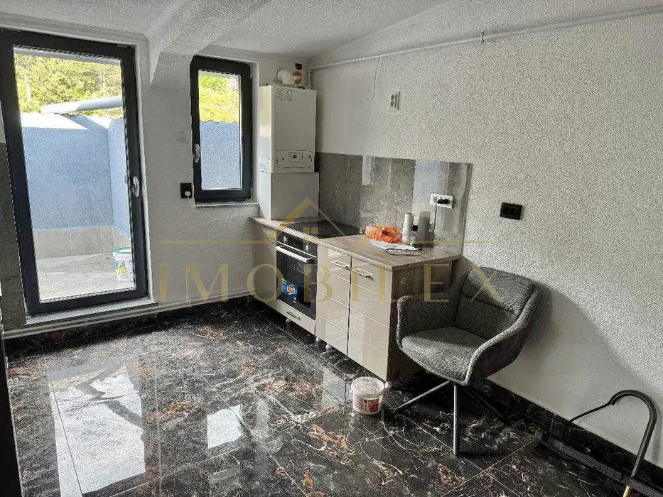 Apartament 2 camere, mobilat, zona Manastur/ Colinei 
