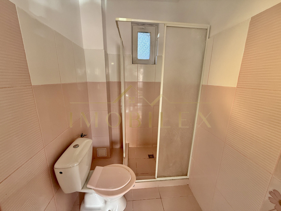 Casa tip duplex 4 camere de închiriat, grădină, zona Subcetate