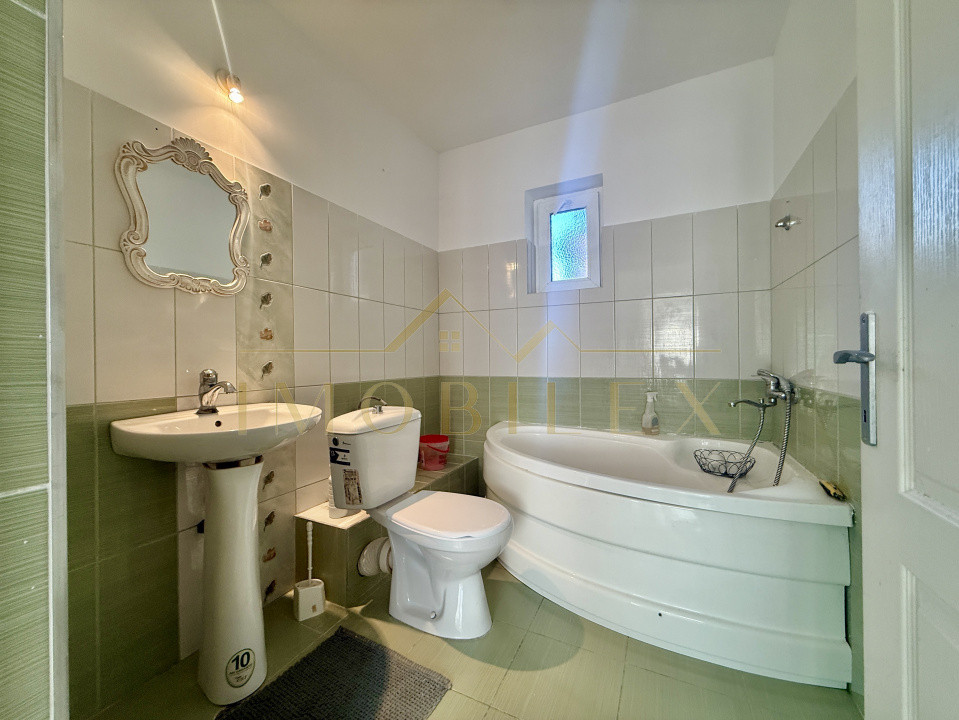 Casa tip duplex 4 camere de închiriat, grădină, zona Subcetate