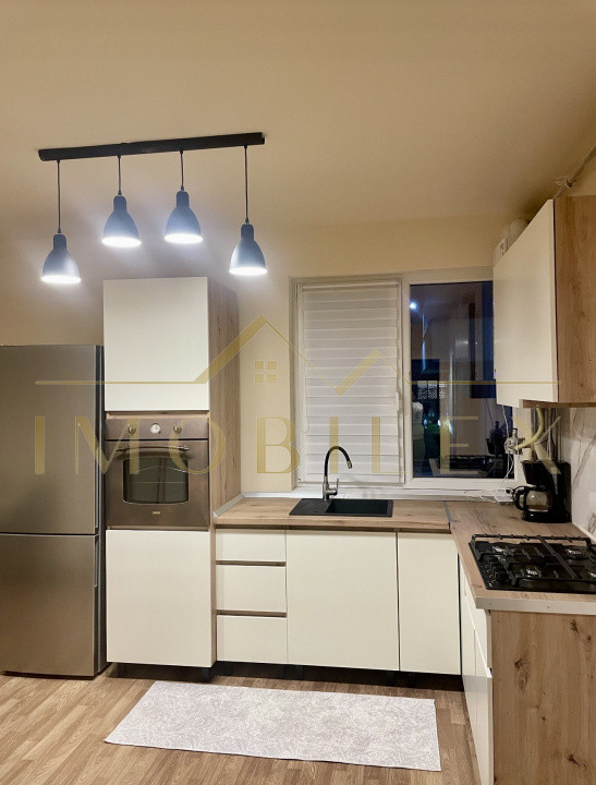 Apartament 3 camere, mobilat modern, bloc nou, zona Eroilor 