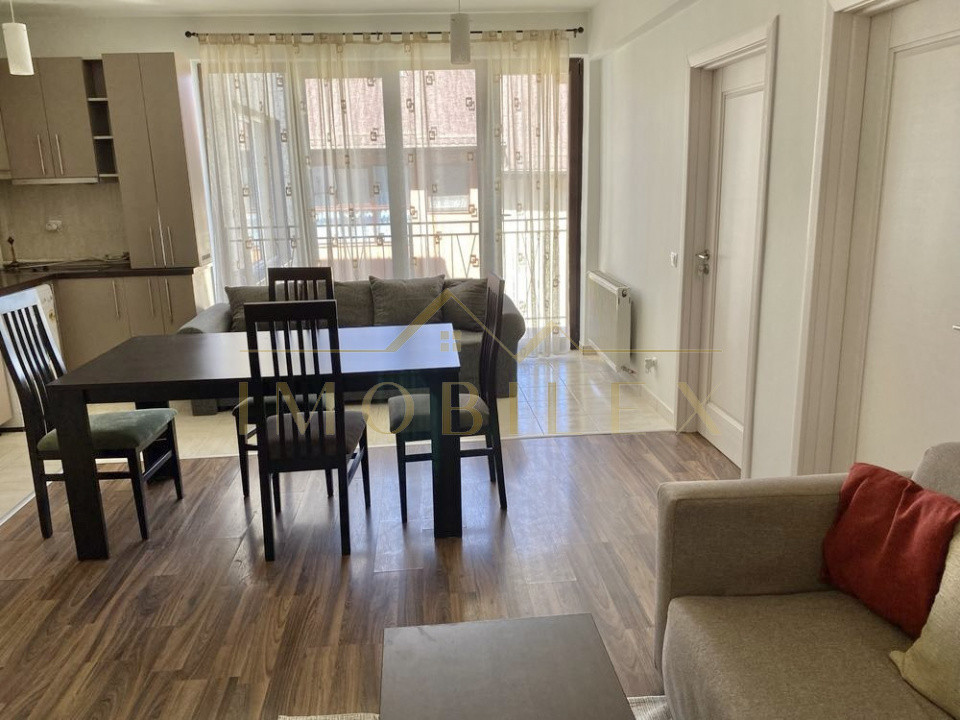 Apartament 3 camere, 67mp, 2 balcoane, zona Teilor