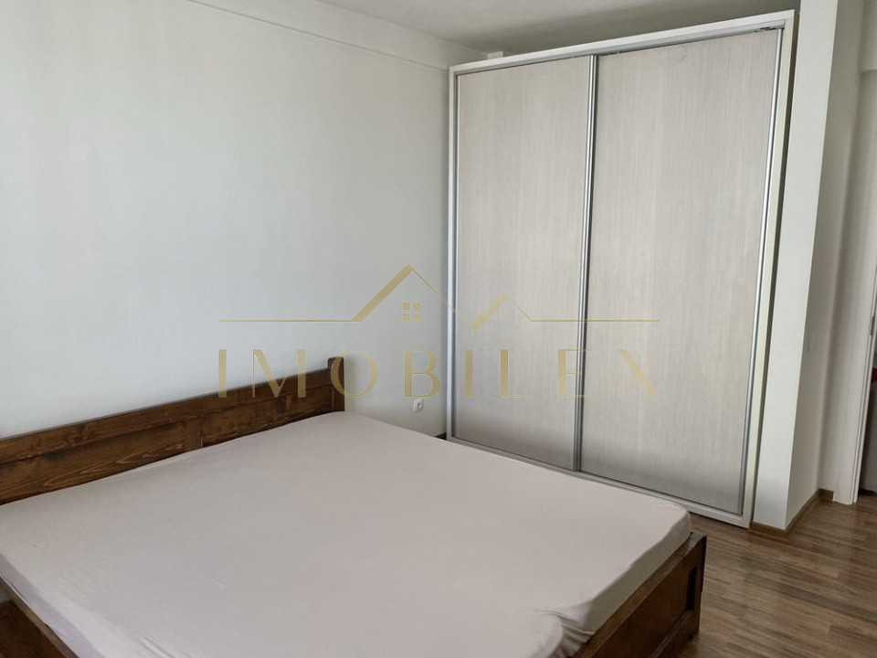 Apartament 3 camere, 67mp, 2 balcoane, zona Teilor