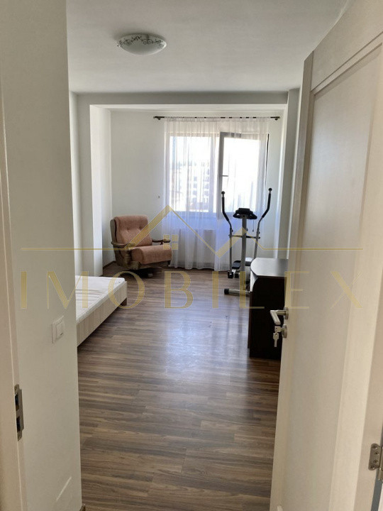 Apartament 3 camere, 67mp, 2 balcoane, zona Teilor