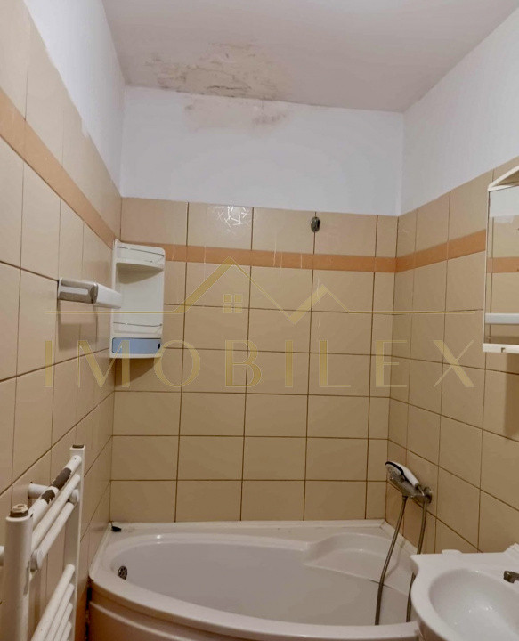 Apartament 2 camere, zona Sesul de Sus