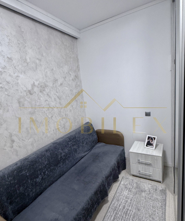 Apartament 2 camere, zona Vivo