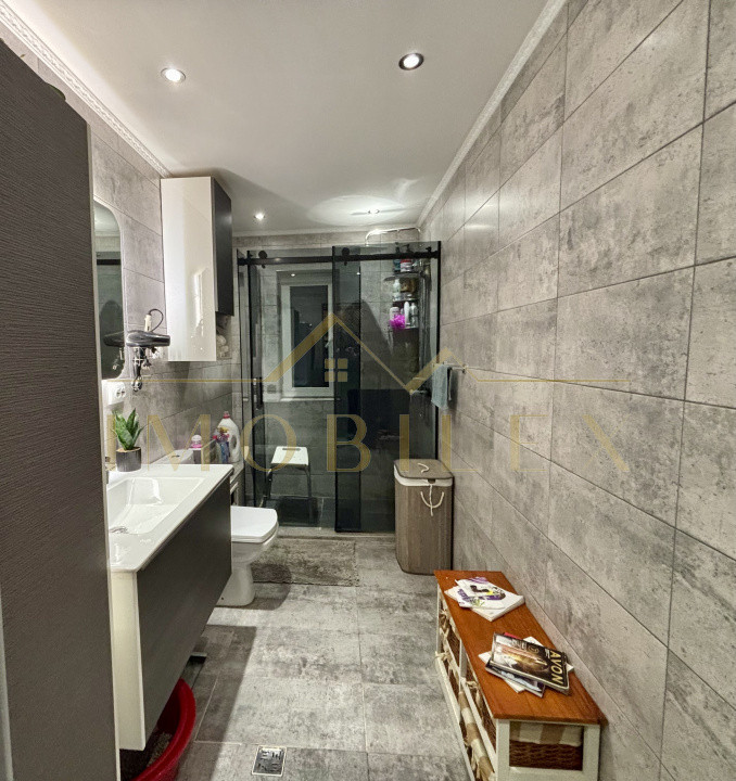 Apartament 3 camere, zona Eroilor