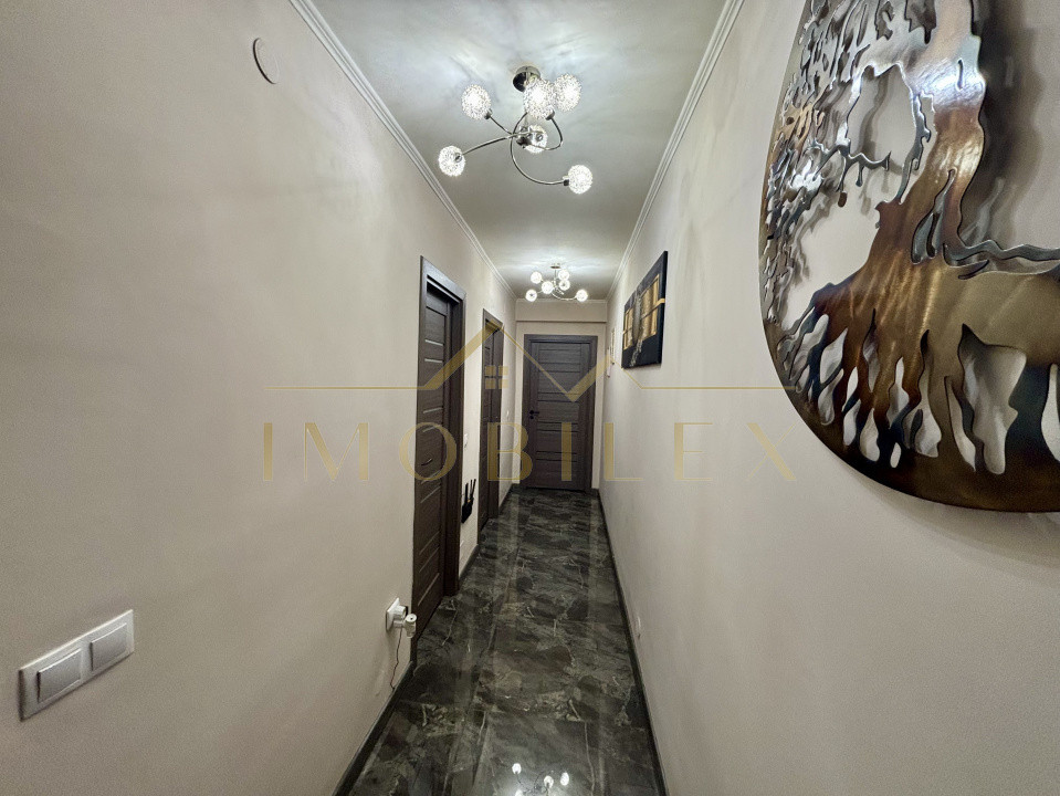 Apartament 3 camere, zona Eroilor