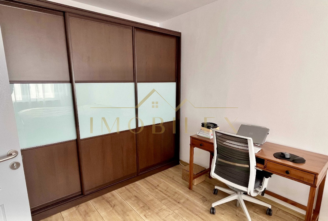 Apartament 3 camere, zona Eroilor