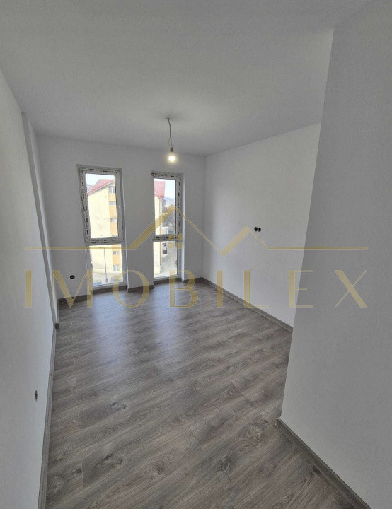 Apartament 3 camere, FINISAT NOU, zona Eroilor/Stejarului