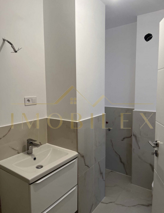 Apartament 3 camere, FINISAT NOU, zona Eroilor/Stejarului