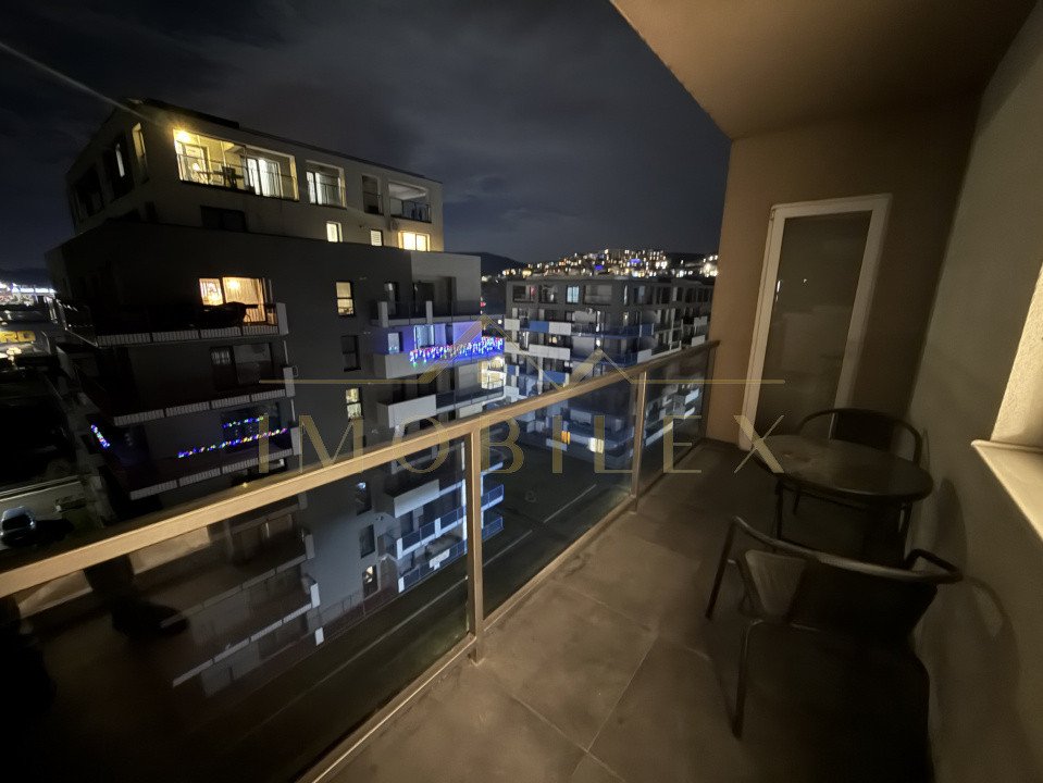 Apartament modern 3 camere, zona Vivo