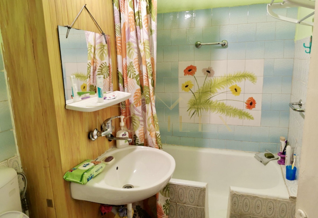 Apartament 4 camere, zona Manastur