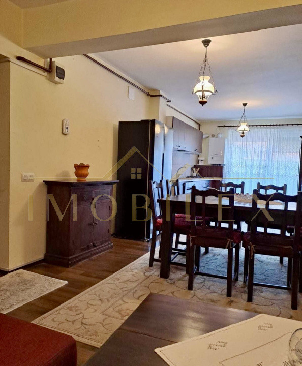 Apartament 2 camere, decomandate zona Florilor