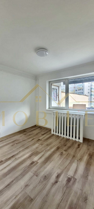 Apartament 3 camere, decomandate, zona Manastur