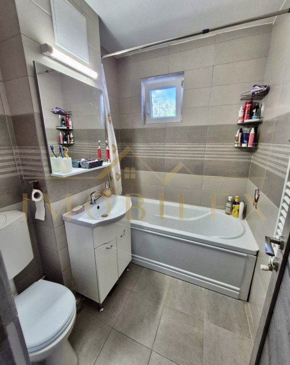 Apartament 3 camere, zona Manastur