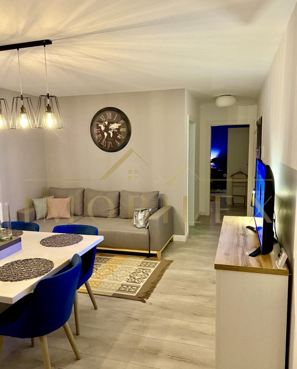 Apartament 3 camere, zona Vivo