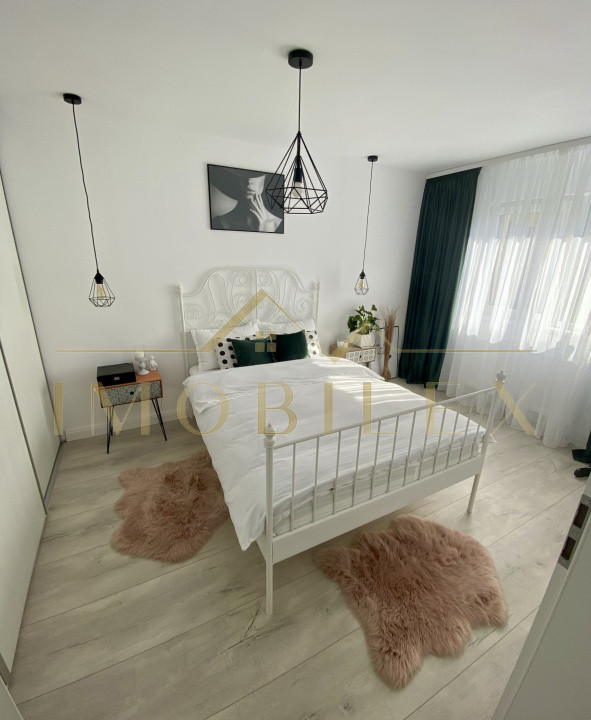 Apartament 3 camere, zona Vivo