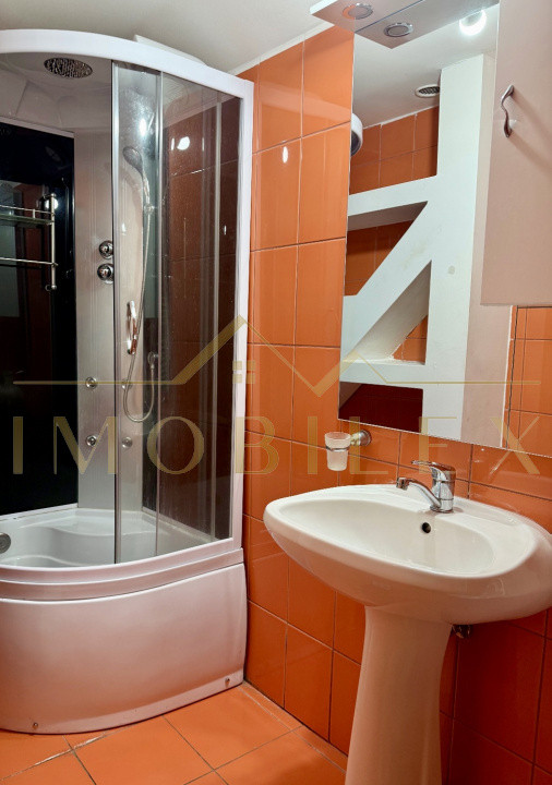 Apartament 3 camere, decomandate, zona Manastur