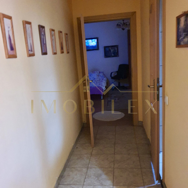 Apartament decomandat, mobilat, zona Florilor