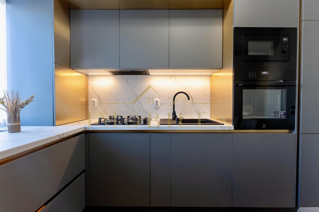 Apartament spațios 2 camere decomandate,  LUX, zona Urusagului