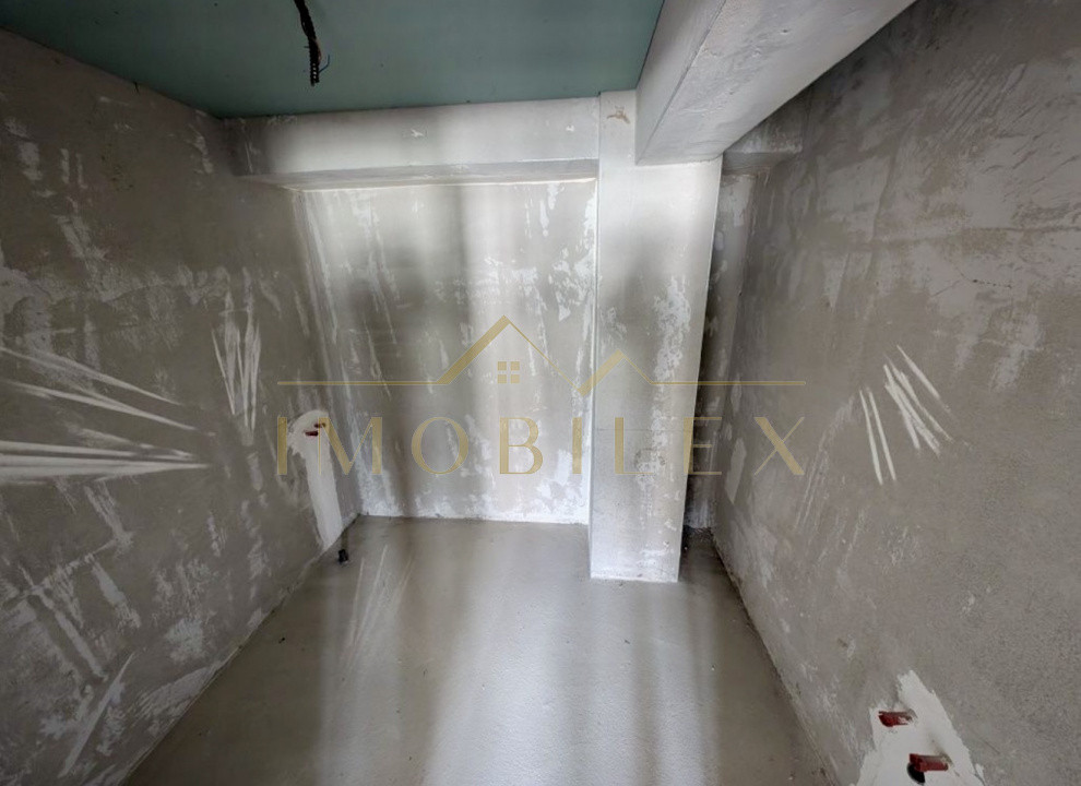 Apartament 3 camere, semifinisat, bloc nou, zona Sesul de Sus