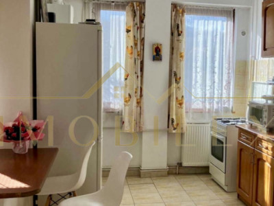 Apartament 3 camere, zona Eroilor/Cetatea Fetei