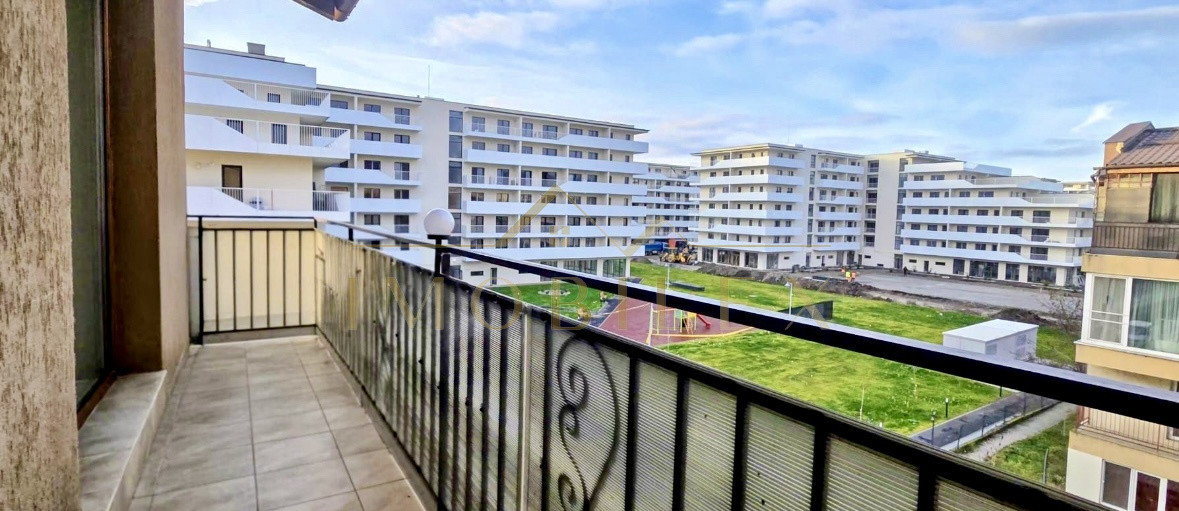 Apartament 3 camere, decomandate, zona Porii