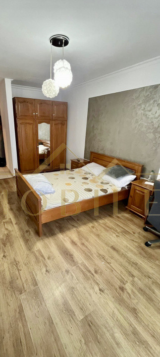 Apartament decomandat, zona Vivo-Bmw 