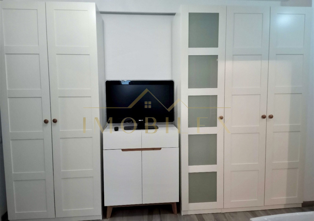 Apartament 2 camere, decomandate, zona Vivo/Bmw