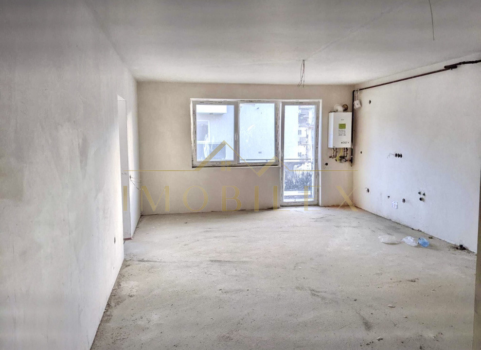 Apartament spațios 3 camere, semifinisat, zona Florilor/Cetatii 