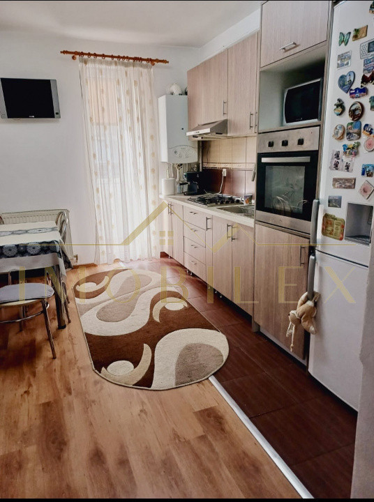 Apartament 2 camere decomandate, zona Eroilor 