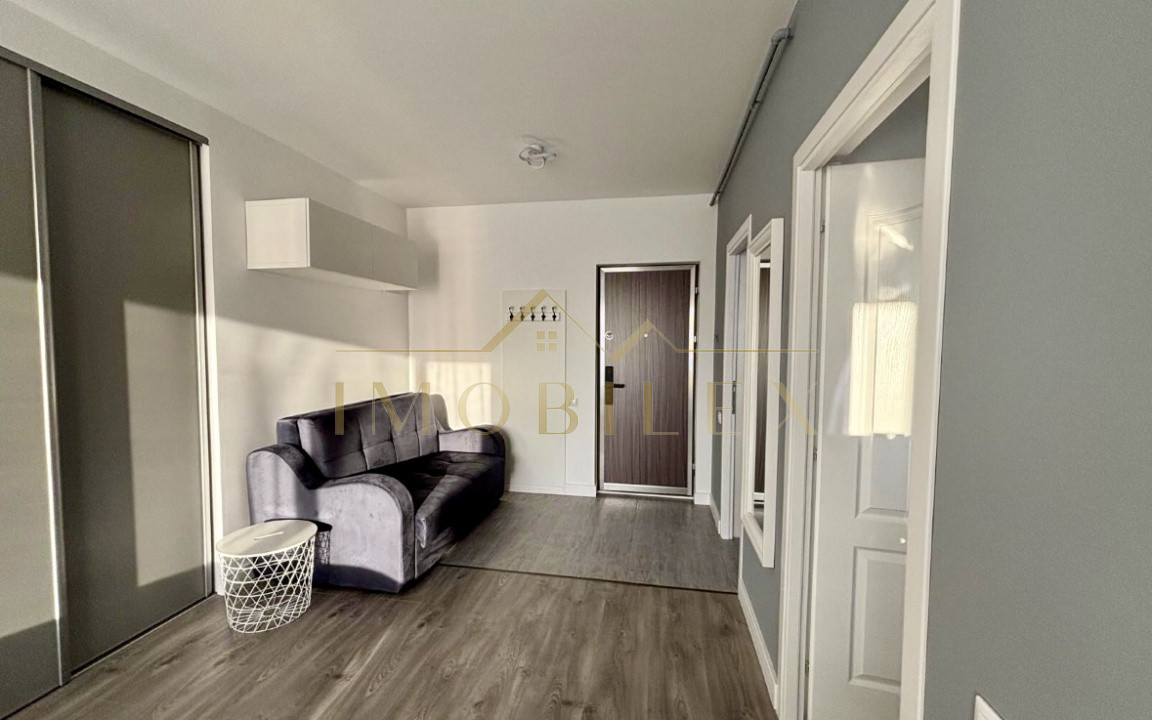 Apartament  modern mobilat, zona Teilor