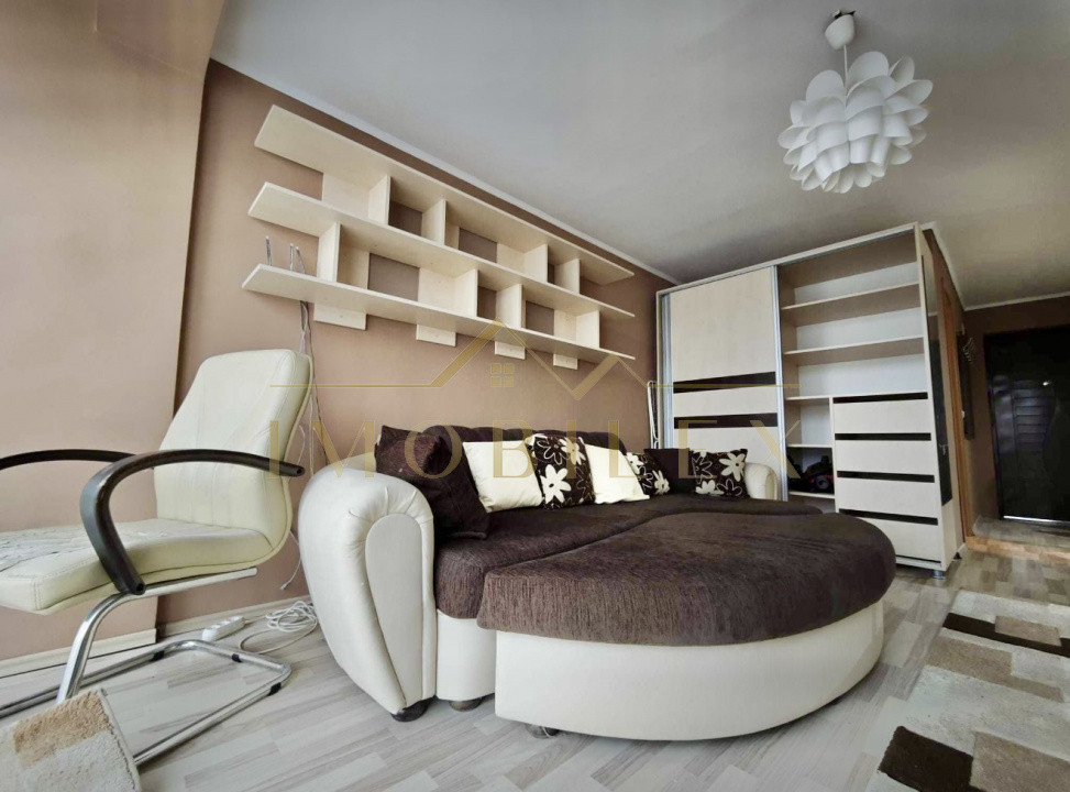 Apartament modern 2 camere, zona Sesul de Sus 